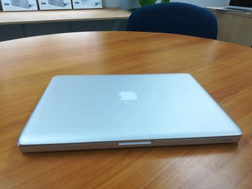 MACBOOK PRO 13" CORE I5 8GB RAM 1TB HDD GREAT CONDITION!!!