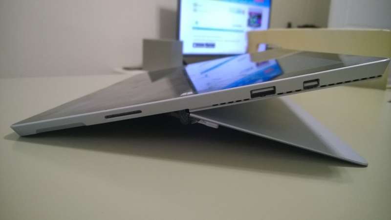 LATEST!!! MICROSOFT SURFACE PRO 2017 i5 7th GEN with KEYBOARD EXCELLENT CONDITION