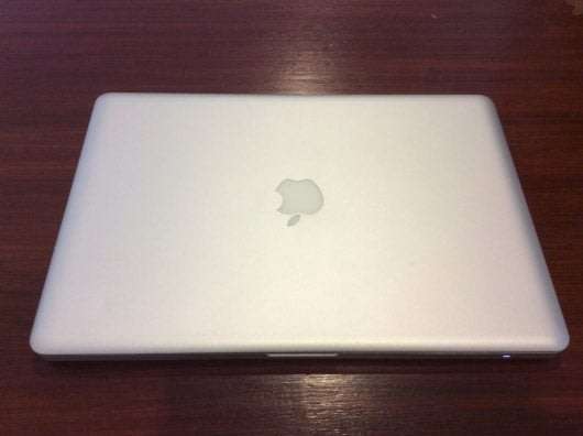 MACBOOK PRO 15" CORE I5 4GB RAM EXCELLENT CONDITION!!!