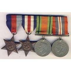 WW11 SET OF 4 TO SOUTH AFRICAN SOLDIER(unnamed)--MOUNTED + Named ITALY STAR