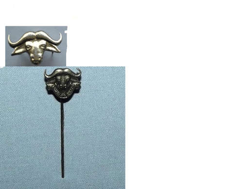 32 BATTALION BLAZER PIN and COLLAR BADGE