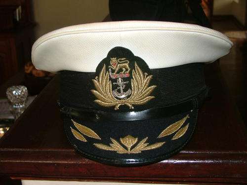 NAVY CAP(1980'S) size 57. Very good condition.(RSA Bidders only)