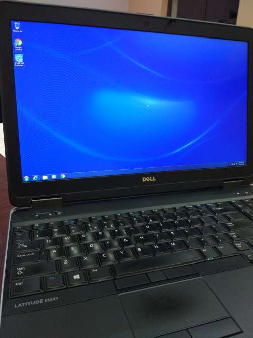 Dell E6540 i5 - 4310M CPU 2.7GHz 8gb RAM 256ssd