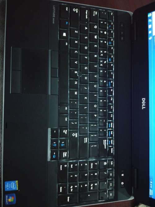 Dell E6540 i5 - 4310M CPU 2.7GHz 8gb RAM 256ssd