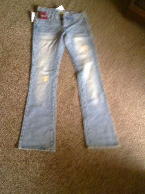 SIZE 28 JEANS