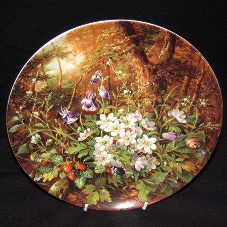 Furstenberg 'Wilde Schonheiten' 'In der Waldlichtung' Wall Plate - No Scratches Chips Cracks Crazing