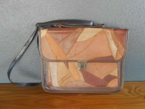 Vintage Patchwork Leather Satchel in Lovely Condition (27 x 35cm)