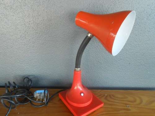 Vintage Retro Orange / Red Desk Lamp (Working)