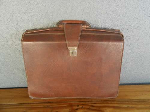 Vintage Pleather Brief Case / Document bag