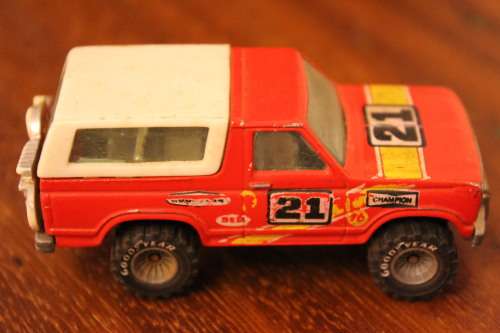 Vintage 1980's Hot wheels Red and White Van