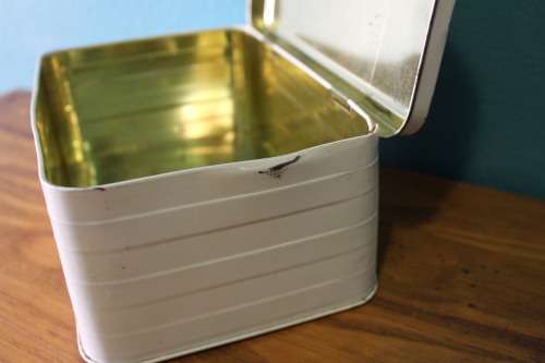 Vintage Metal Lunch Tin