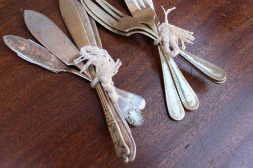 Collection of Vintage Cutlery (4 forks and 5 knives)