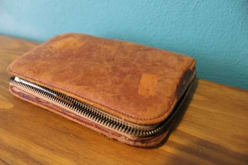 Stunning Shaving Kit in Original Leather Case