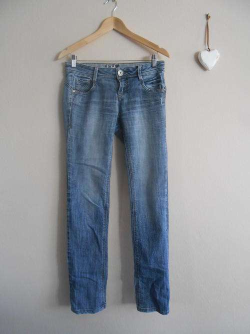 RE Jeans (Size 32) Low Rise