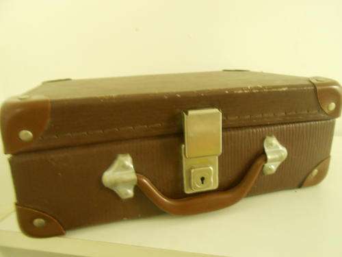 Vintage Kiddies Suitcase (19 x 30cm)