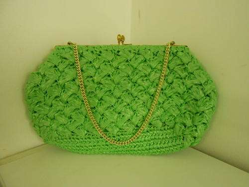 Vintage Green Plastic Weave Handbag (In excellent condition)