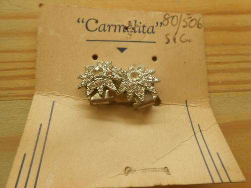 Vintage Star Shaped Earrings with Diamante Detail (Clip on)