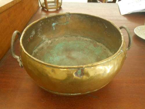 Large Brass Pot (13cm tall, 26cm diameter)