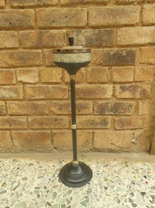 Retro Vintage Standing Ashtray in Great Condition (58 cm tall)