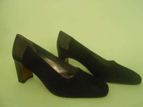 Vintage Designer Heels by Vannel (Size 5) Black Suede