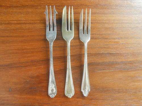 Set of 3 Mixed Pattern Forks (12cm in length)