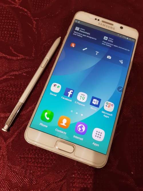 SAMSUNG GALAXY  NOTE 5