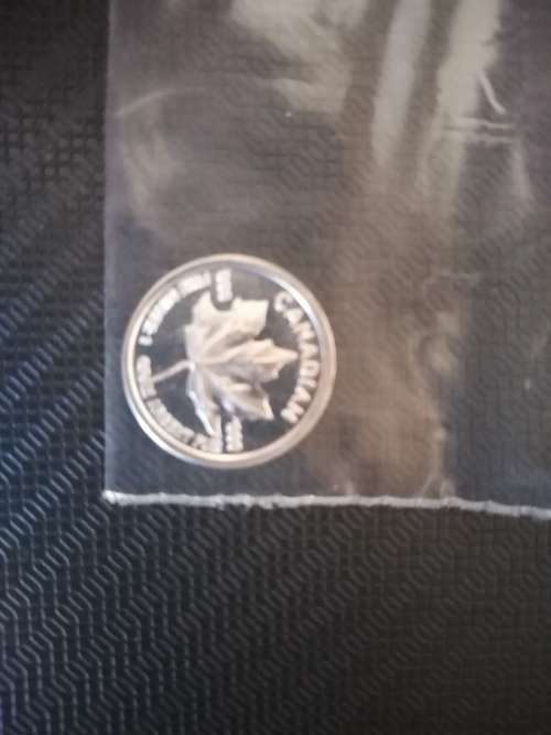 1 gram Canadian Maple Leaf coin