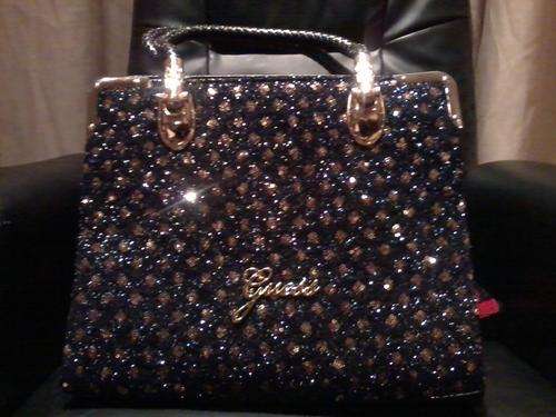 STUNNING ELEGANT GUESS BAG
