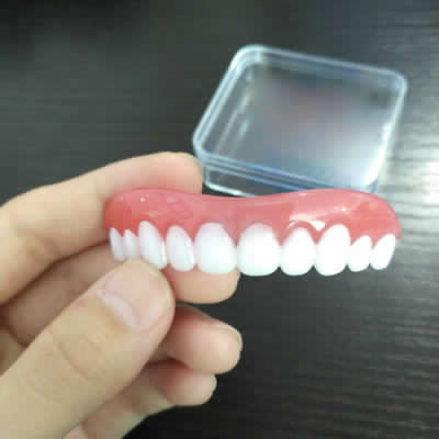 Perfect Smile Top Teeth Veneers Denture Paste Teeth Flex Fit Press on Veneers Covers