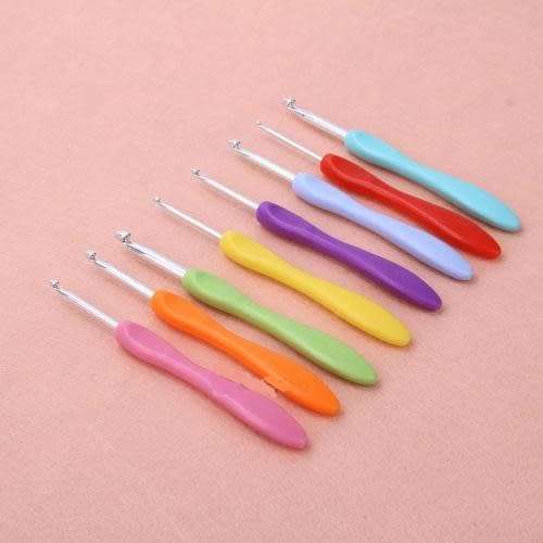 8 Pc Crochet Hooks Ergonomic Grip Crochet Hooks Set Bright and Fun Colors