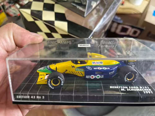Minichamps 1:43 Scale Diecast Benetton Ford B191 M. Schumacher