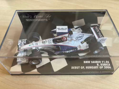 Minichamps 1/43 BMW Sauber F1.06 R. Kubica Debut GP Hungary 2006