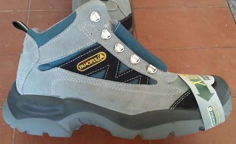 Brand new Safety Hiking Boots