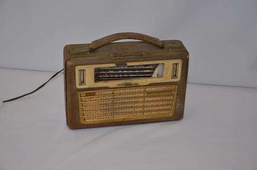 Old vintage radio