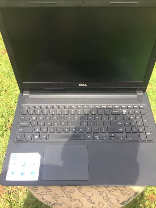 Dell vostro 3568 i3-6006U