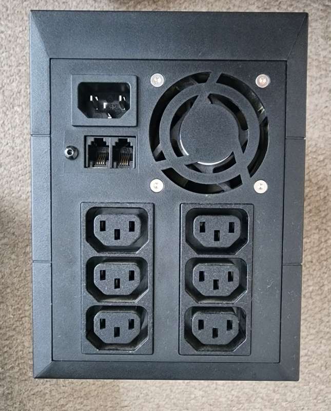 Eaton 5E UPS 1500VA [RMS 900w]