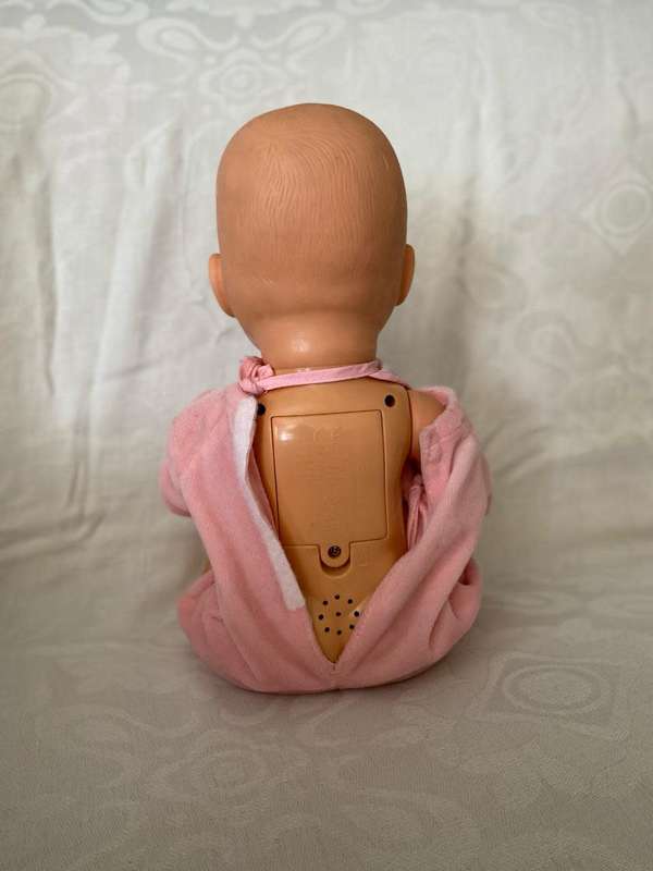 Baby Amore in chair