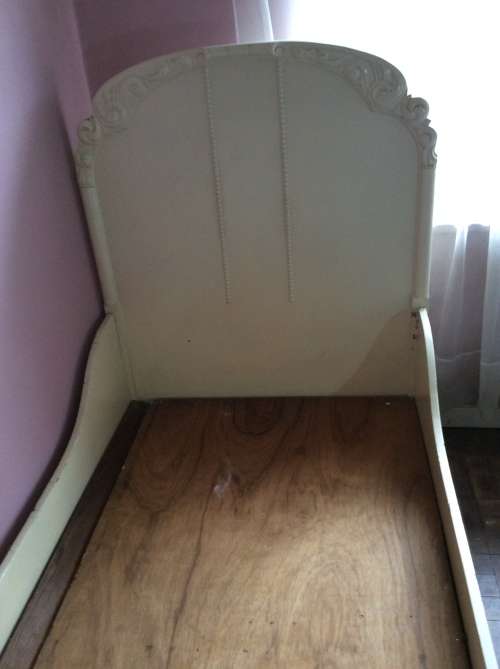 A Beautiful Vintage Sturdy Wooden Single Bed with Lovely Detail.
