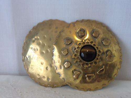 A Pretty Vintage Belt Buckle in Two Parts.