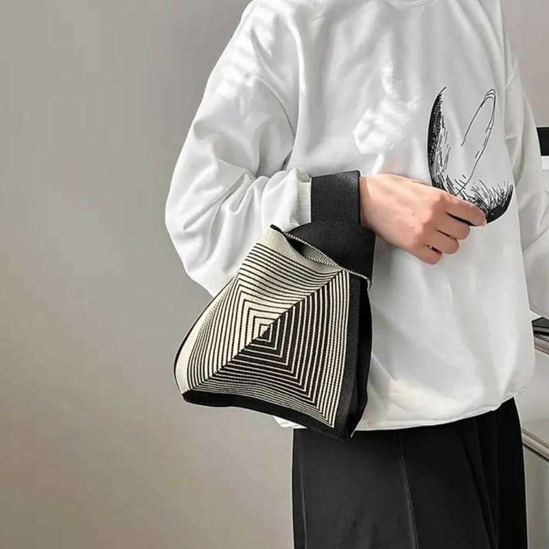 Betty`s Home & Beauty - Soft Knitted Mini Tote Bag