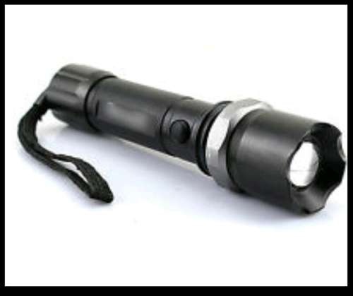 CREE LED ZOOM TORCH 1200LM 4200mah
