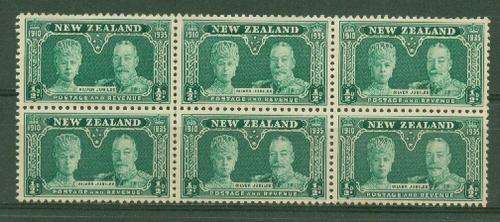 NEW ZEALAND-1935 SILVER JUBILEE BLOCK OF 6 UMM-ODD HANDLING CREASE