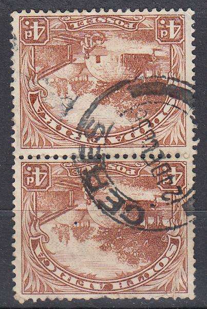 UNION-4d DIFFICULT INVERTED WATERMARKS VERTICAL PAIR