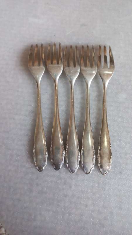 STUNNING SILVER SET OF 5 FORKS HALLMARKED " WMF 90-18 " 151 grams IN TOTAL