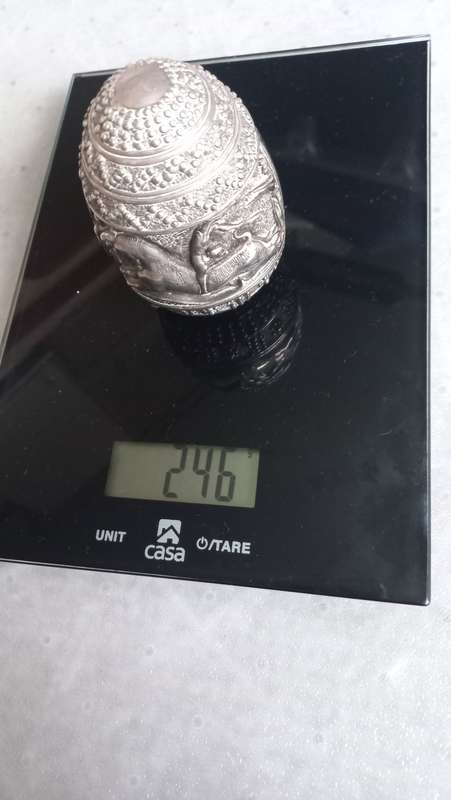 246gram AU 999  SILVER EGG-AN AMAZING PIECE-READ BELOW !!!!!!!!!!!!!!