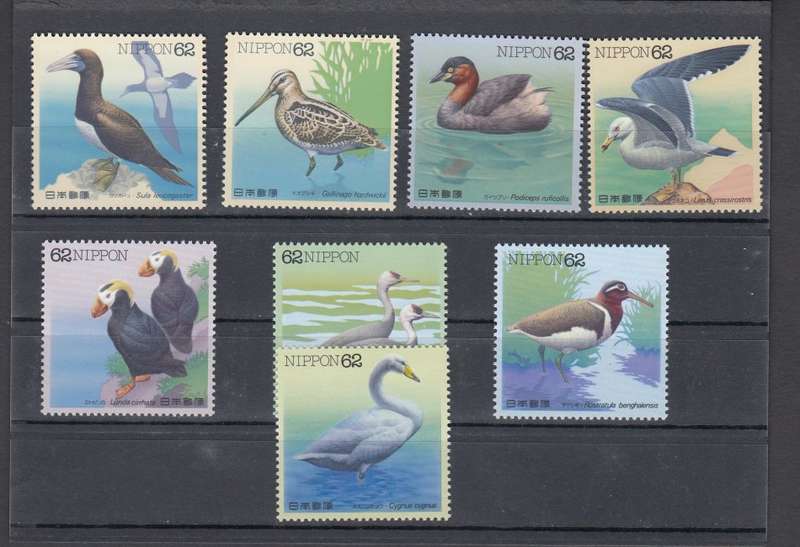 BIRDS  JAPAN       SUPERB UNMOUNTED MINT   12 POUNDS