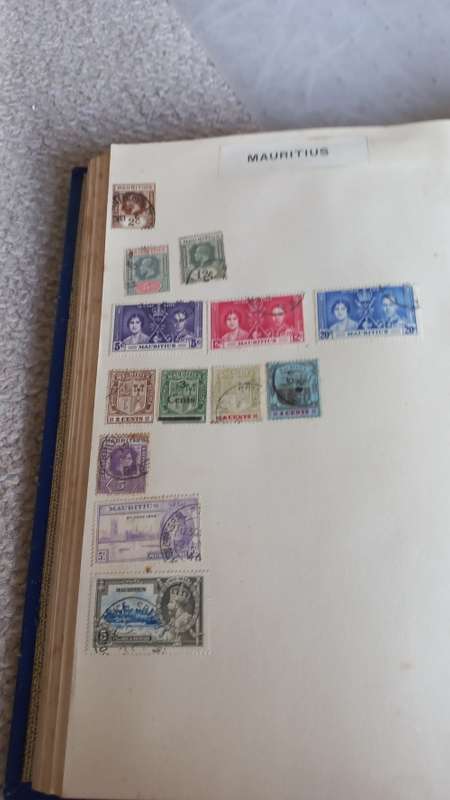 ALBUM WITH MANY COUNTRIES SOME NICE CHINA USA AND MORE-SOME CONDITION ISSUES
