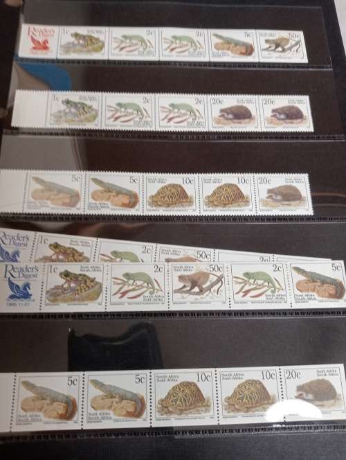 RSA-THE VERY SCARCE READERS DIGEST ISSUE PACK FROM PHILATELIC SERVICES PRETORIA WITH SHEET !!!!