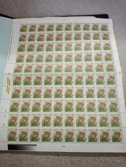 LOVELY LOT OF FIRST DEFINITIVES WITH COILS ETC MOST ARE UMM