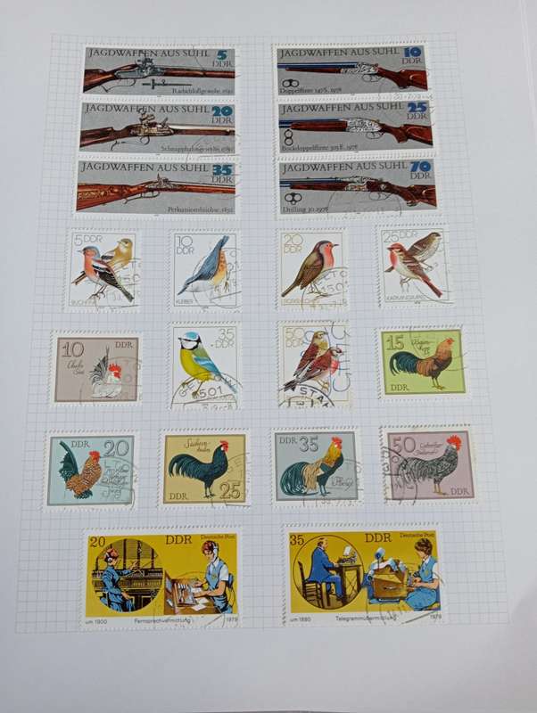 PART 1    DDR-STUNNING COLLECTION ON 15 STANLEY GIBBONS PAGES-MOSTLY COMPLETE M/U